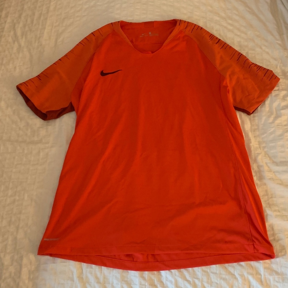 nike vaporknit tee